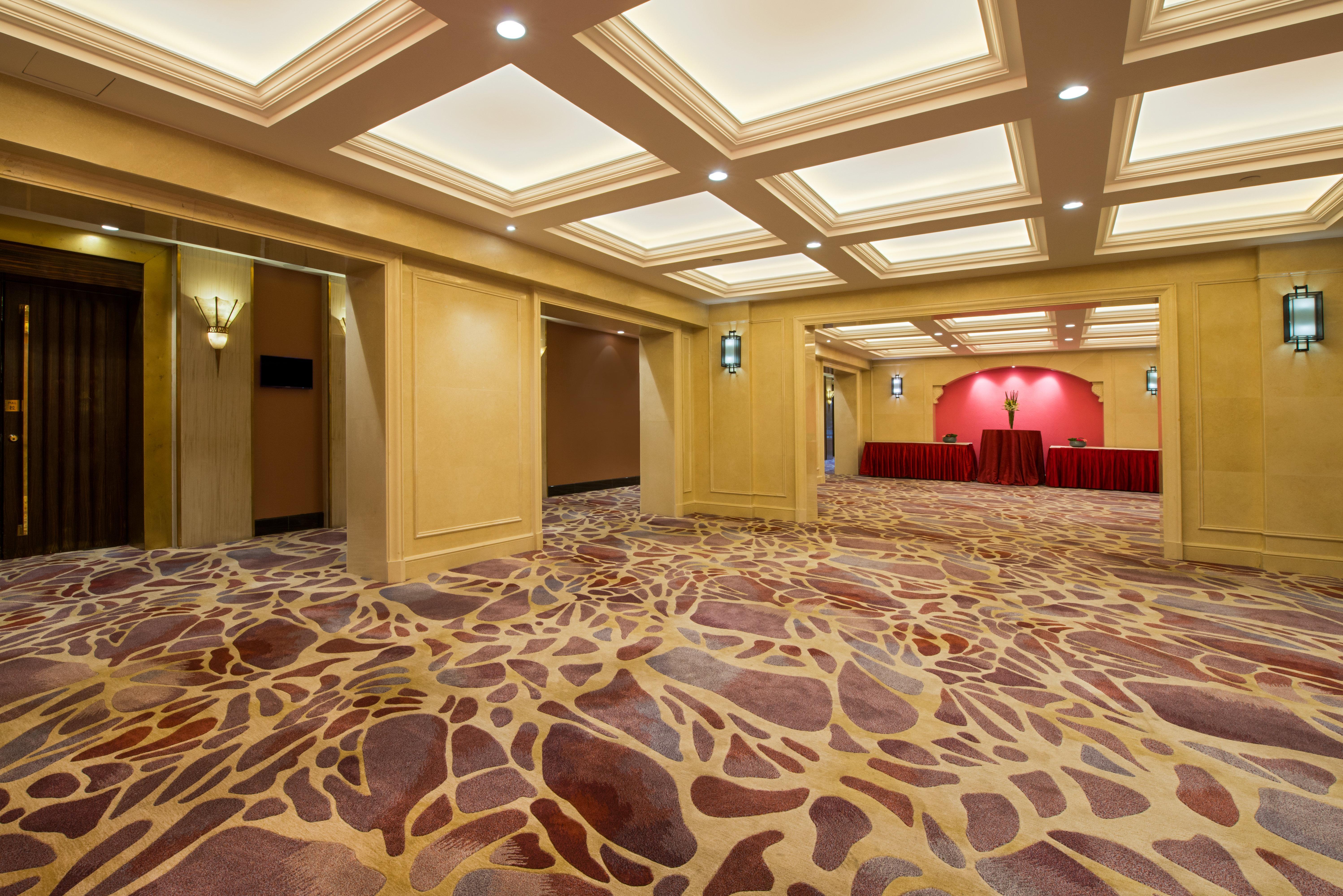 Hotel Crowne Plaza By Ihg Shanghai
